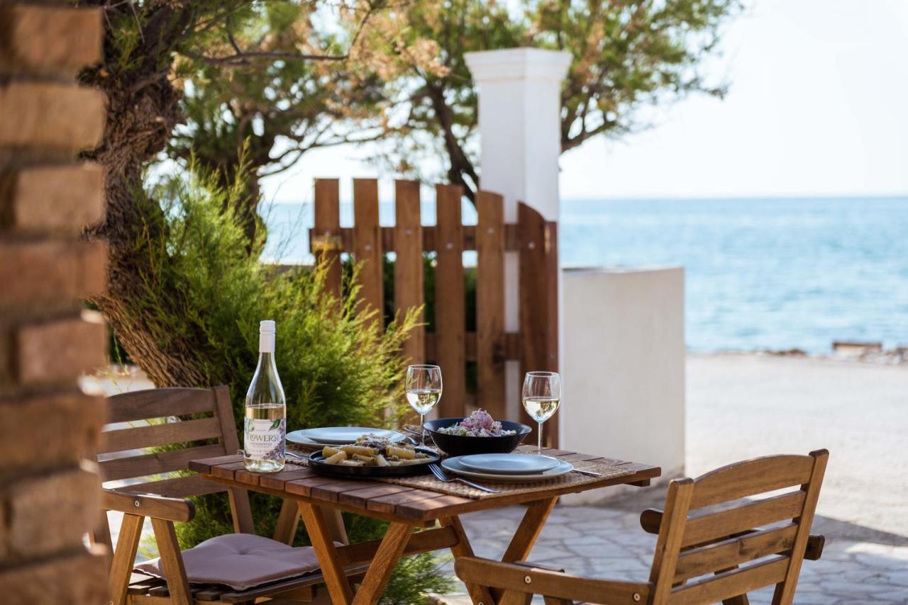 Tamaris Beach House 아카라비 외부 사진