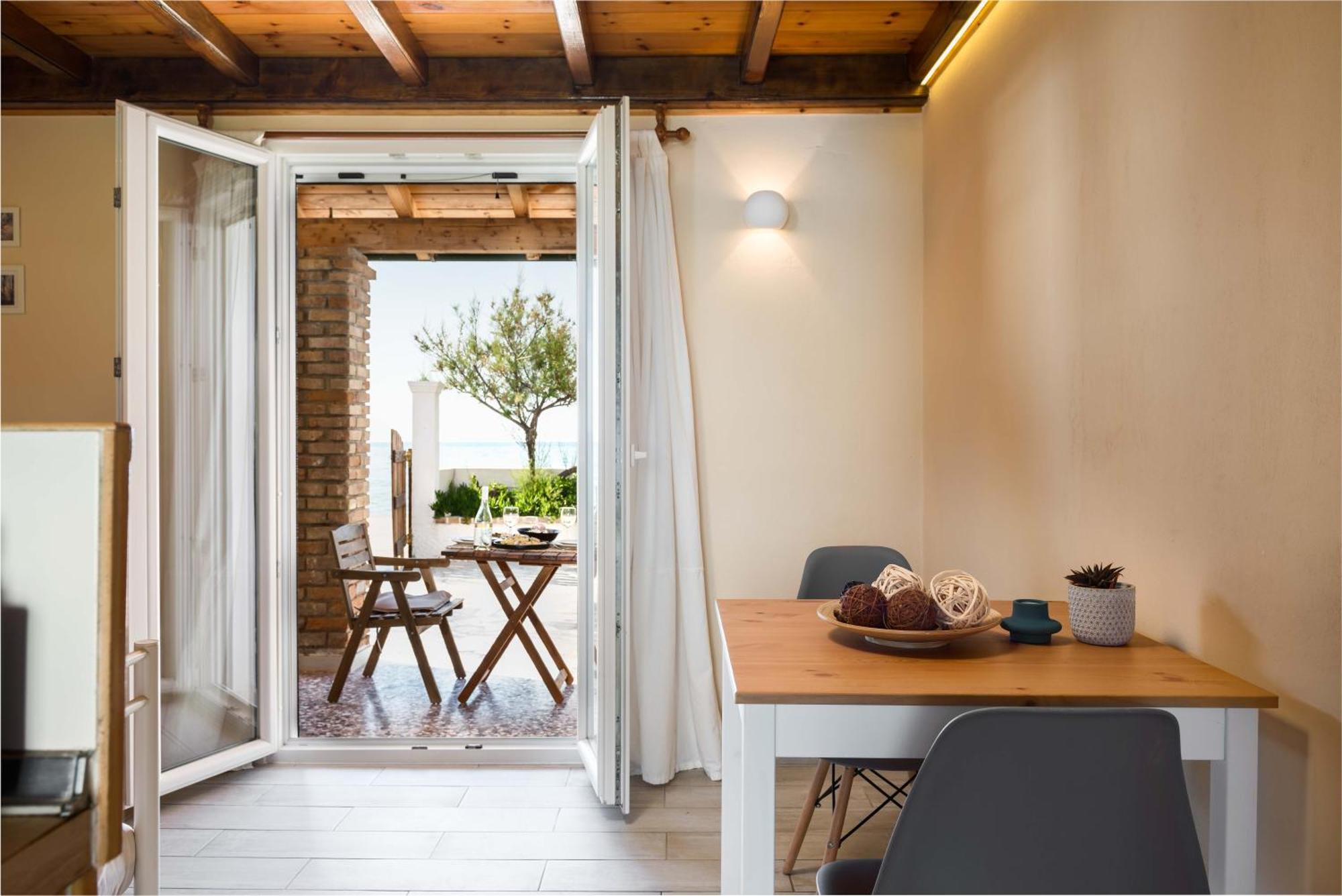 Tamaris Beach House 아카라비 외부 사진